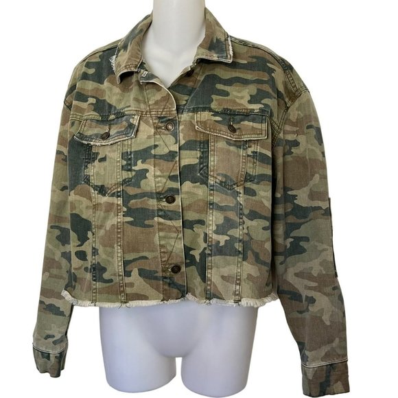 FREE PEOPLE GREEN CAMO CROP DENIM JACKET SIZE XS - Picture 5 of 13
